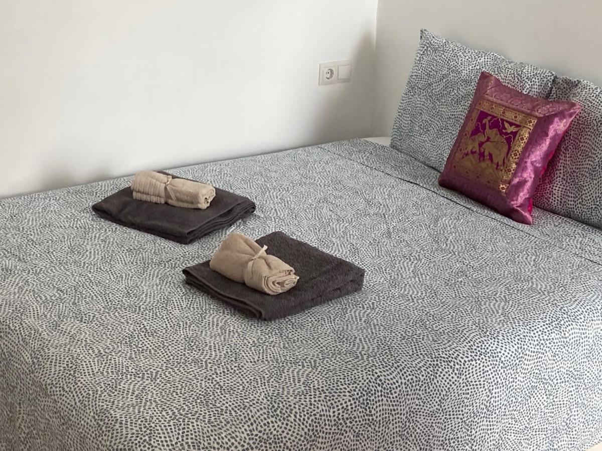 Malaguena Salerosa "Apartamento - Estudio Con Terraza" En Casa Tipica De 1 A 4 Dormitorios 말라가 외부 사진