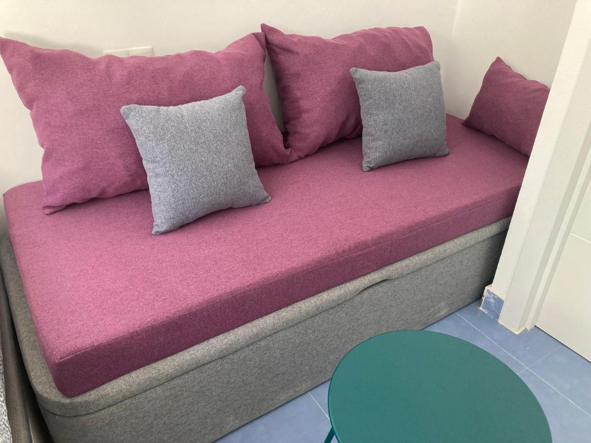 Malaguena Salerosa "Apartamento - Estudio Con Terraza" En Casa Tipica De 1 A 4 Dormitorios 말라가 외부 사진