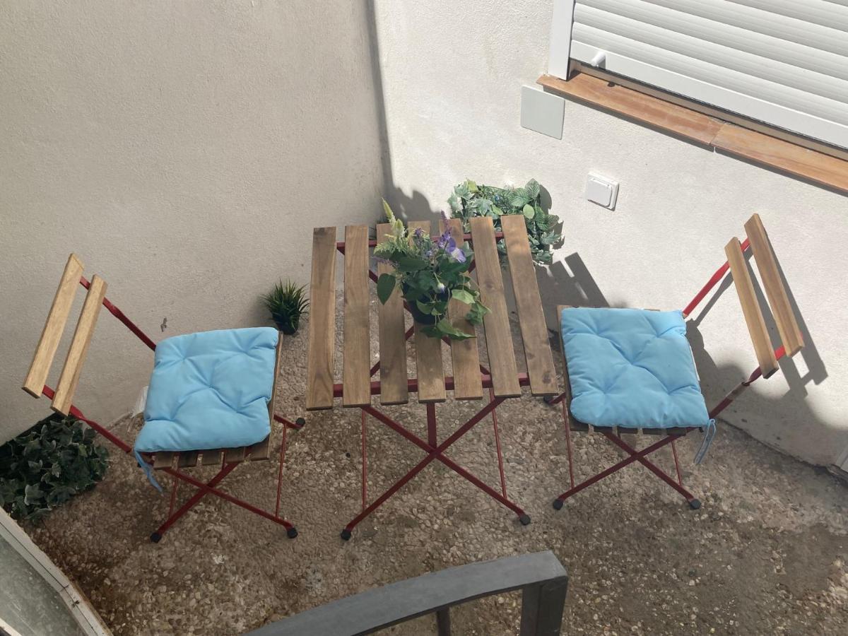 Malaguena Salerosa "Apartamento - Estudio Con Terraza" En Casa Tipica De 1 A 4 Dormitorios 말라가 외부 사진
