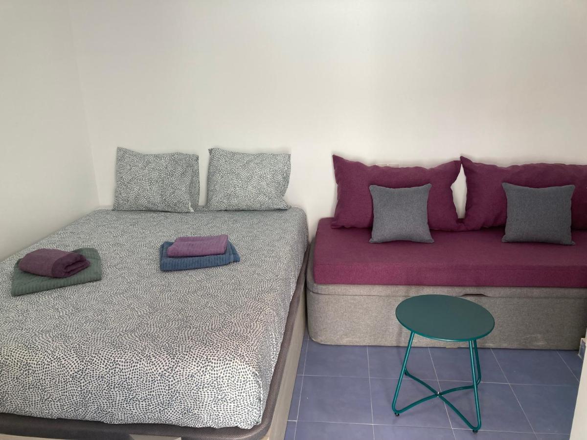 Malaguena Salerosa "Apartamento - Estudio Con Terraza" En Casa Tipica De 1 A 4 Dormitorios 말라가 외부 사진