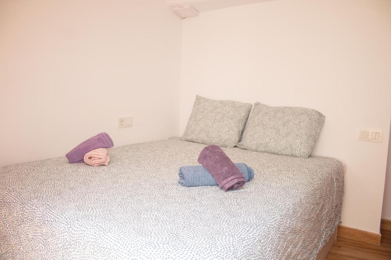 Malaguena Salerosa "Apartamento - Estudio Con Terraza" En Casa Tipica De 1 A 4 Dormitorios 말라가 외부 사진