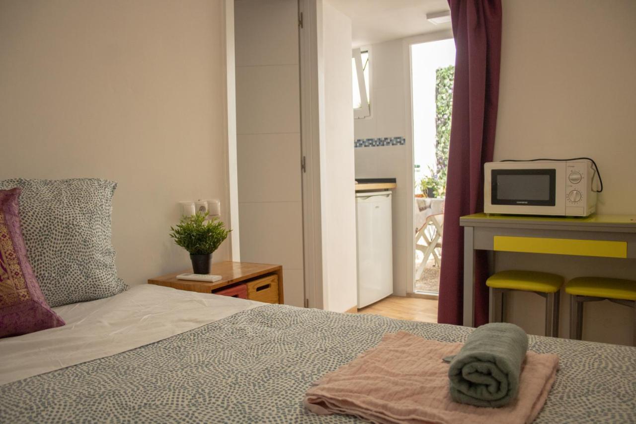 Malaguena Salerosa "Apartamento - Estudio Con Terraza" En Casa Tipica De 1 A 4 Dormitorios 말라가 외부 사진