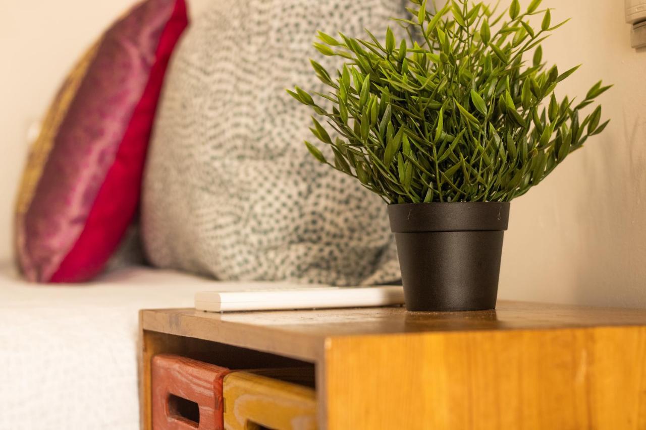 Malaguena Salerosa "Apartamento - Estudio Con Terraza" En Casa Tipica De 1 A 4 Dormitorios 말라가 외부 사진