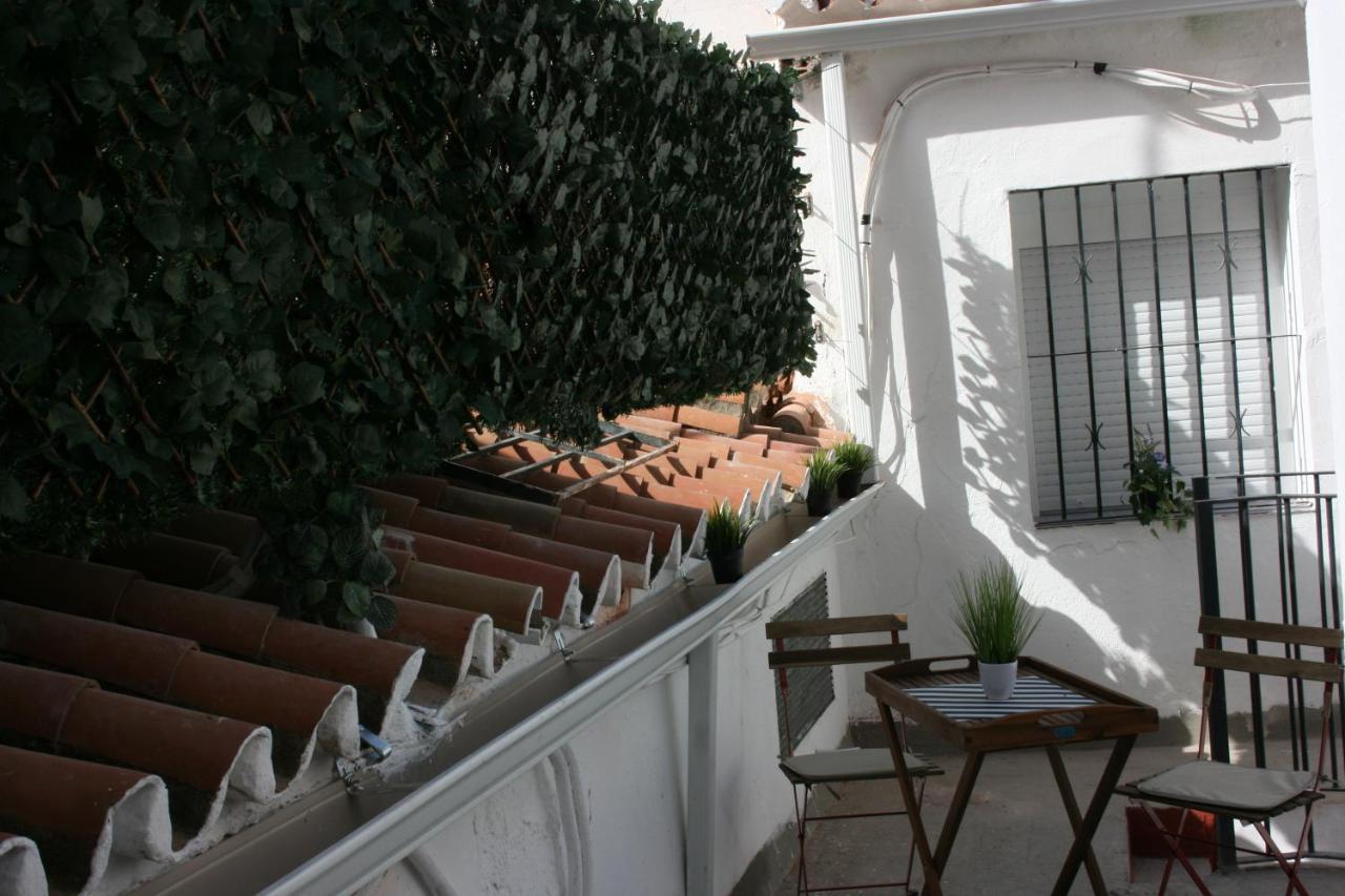 Malaguena Salerosa "Apartamento - Estudio Con Terraza" En Casa Tipica De 1 A 4 Dormitorios 말라가 외부 사진